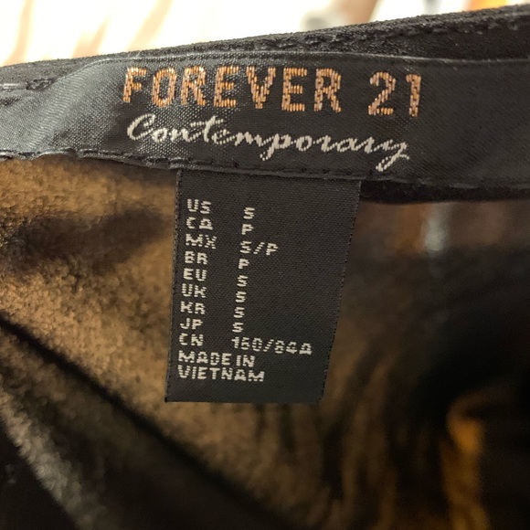 Shear Black Top - Picture 4 of 4